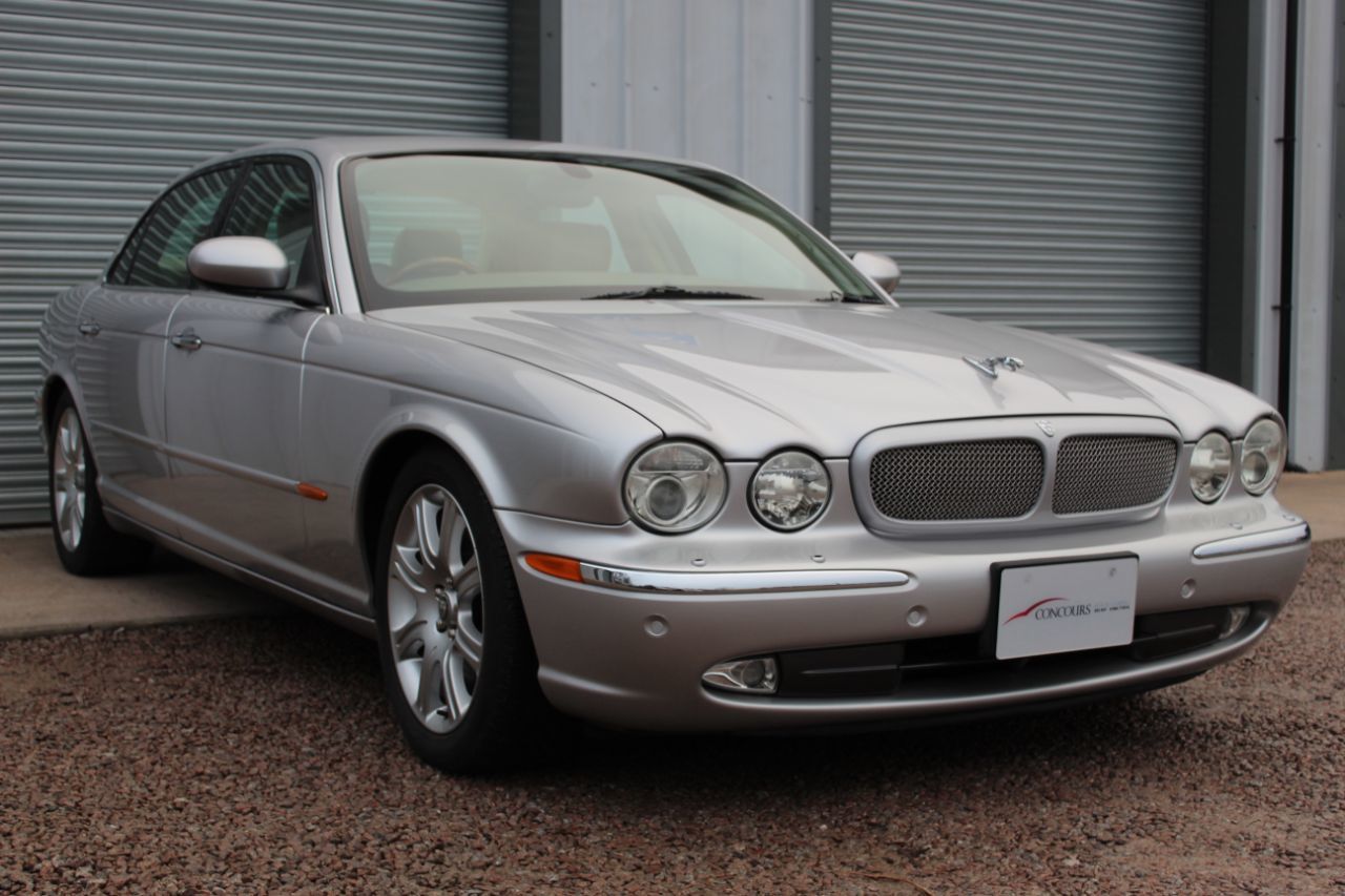 2005 Jaguar XJ8