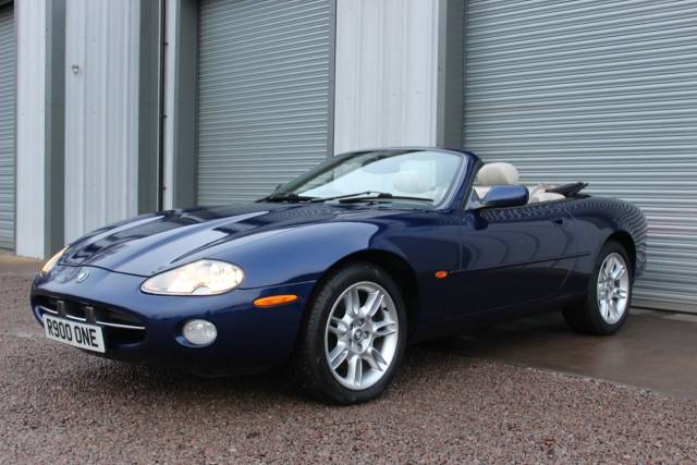 2001 Jaguar Xk8 4.0 Convertible Auto